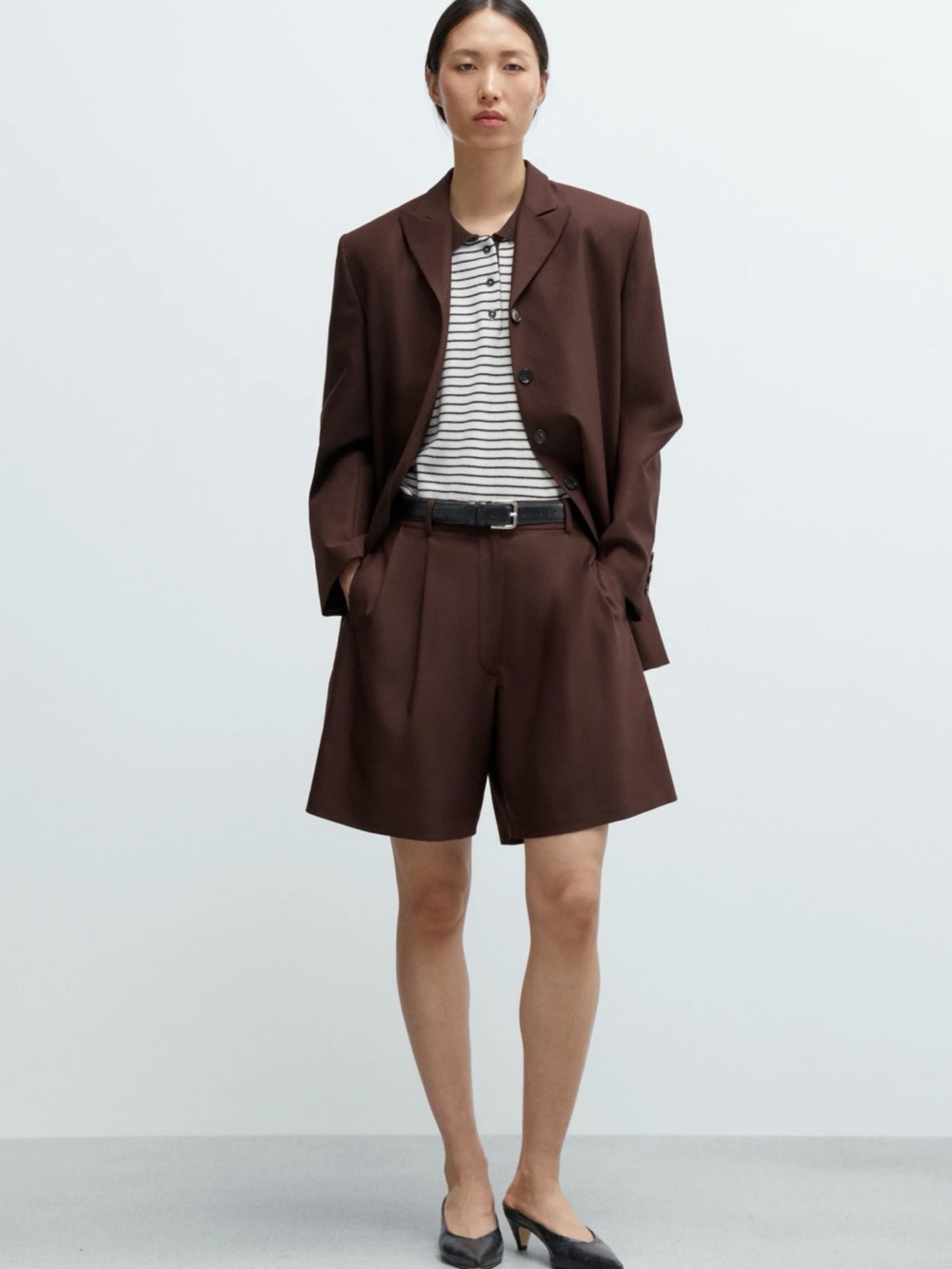 NWOT Zara Womens Brown Tailored High-Waist Bermuda Pleated Shorts,size S.